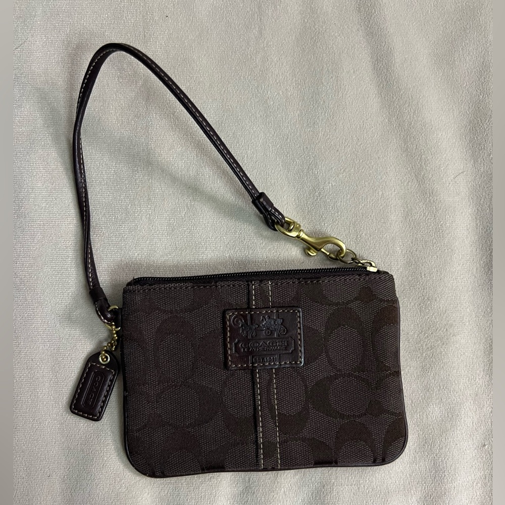 ✨ COACH Signature C Brown Canvas Wristlet | Leather Trim | Classic Logo ✨